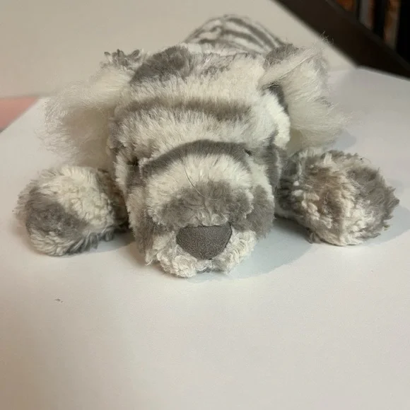 JELLYCAT Sacha Snow Tiger Plush Toy Rare Retired Stuffed Animal - Picture 4 of 6